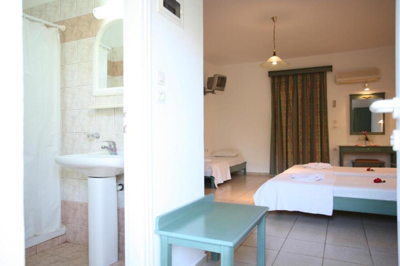 Elpis Studios And Apartments Bali  Buitenkant foto