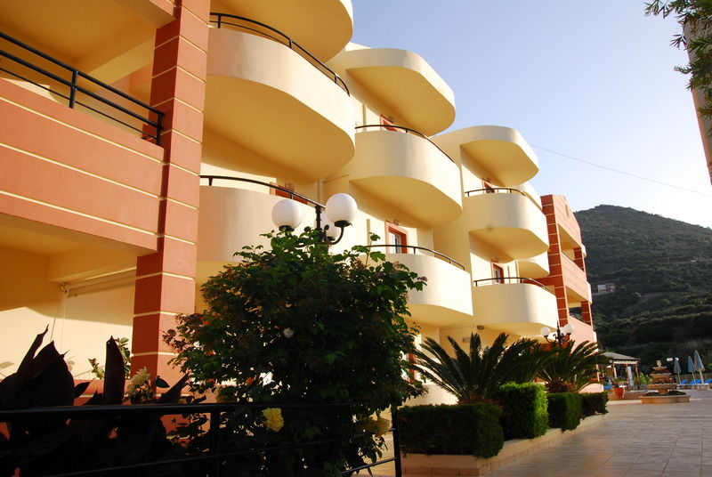 Elpis Studios And Apartments Bali  Buitenkant foto