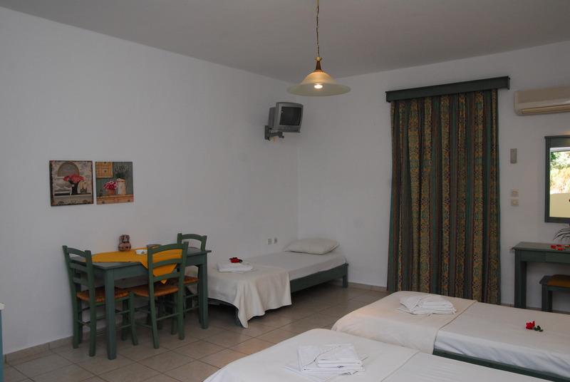 Elpis Studios And Apartments Bali  Buitenkant foto