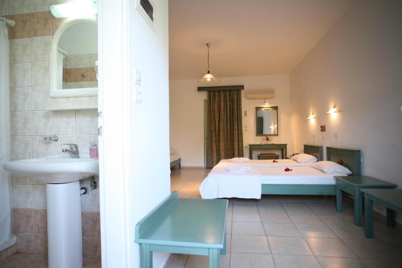 Elpis Studios And Apartments Bali  Buitenkant foto